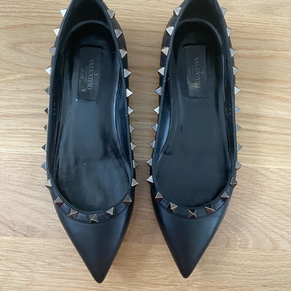 🖤 Valentino Rockstud Flats in excellent pre-owned condition. - Picture 2 of 11
